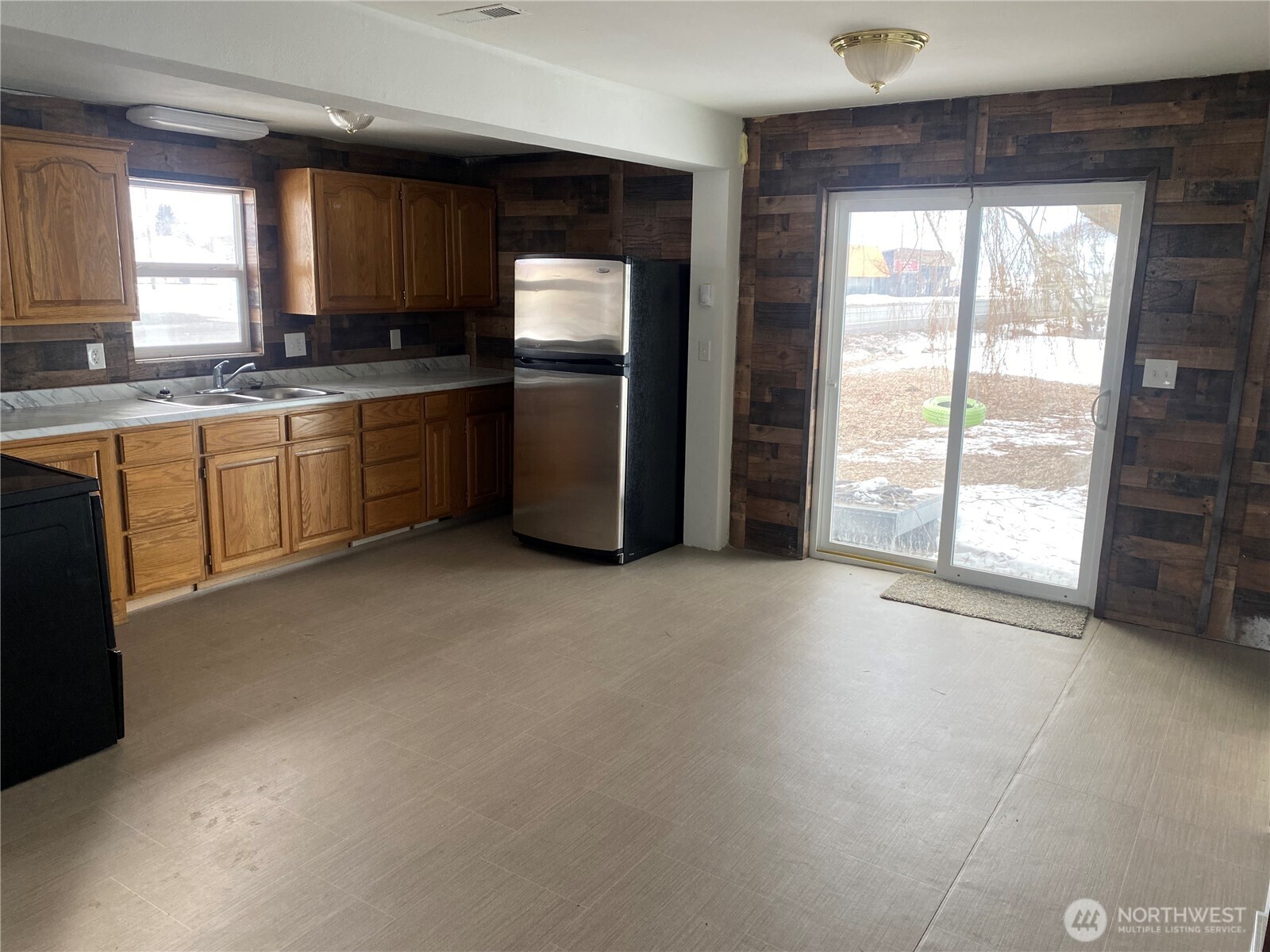 200 Watson Street NW, Creston, WA 99117