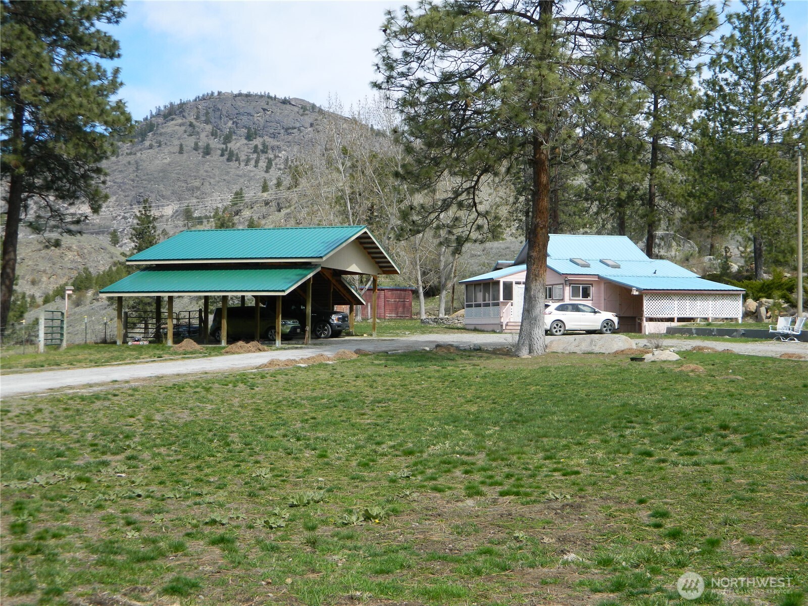 357 Swanson Mill Road , Tonasket, WA 98855