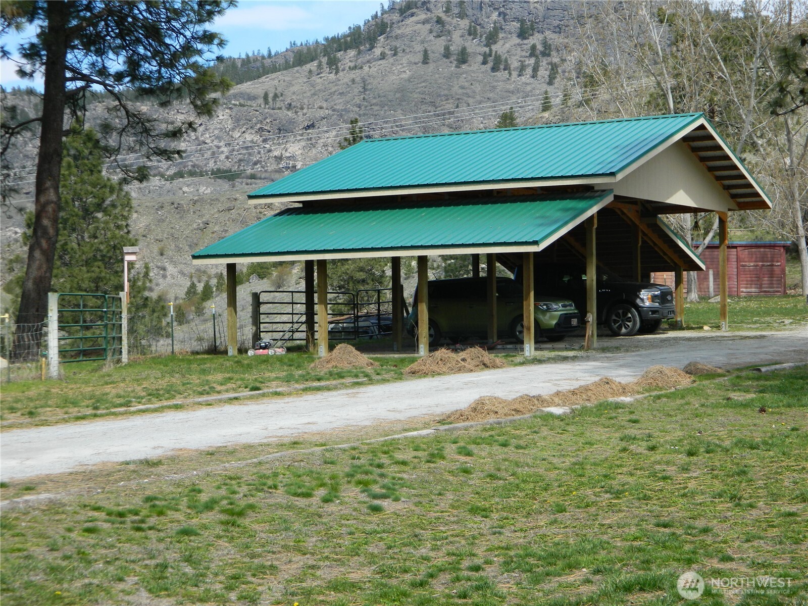 357 Swanson Mill Road , Tonasket, WA 98855