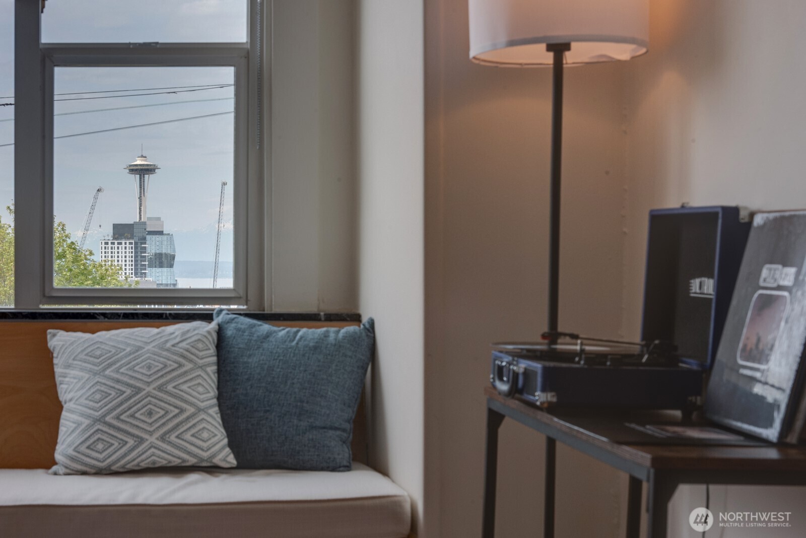 214 Summit Avenue E #402, Seattle, WA 98102