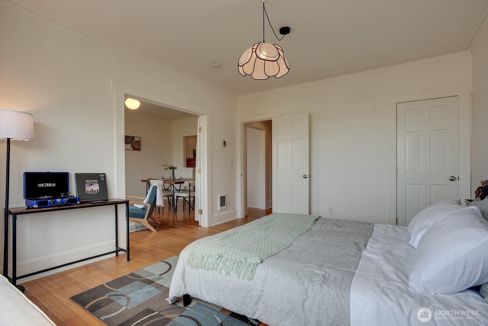 214 Summit Avenue E #402, Seattle, WA 98102