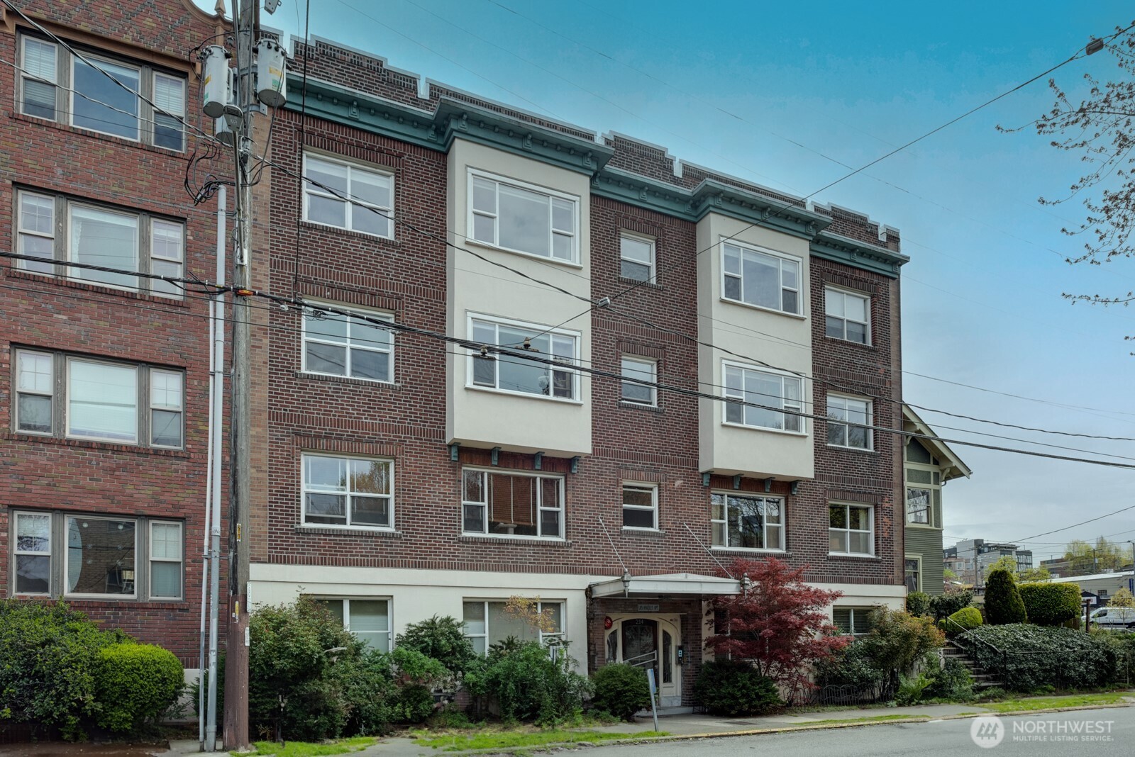 214 Summit Avenue E #402, Seattle, WA 98102