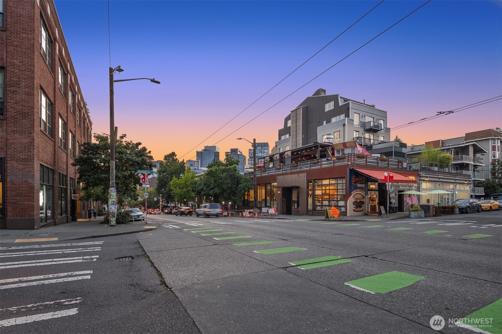 1616 Summit Avenue #N203, Seattle, WA 98122