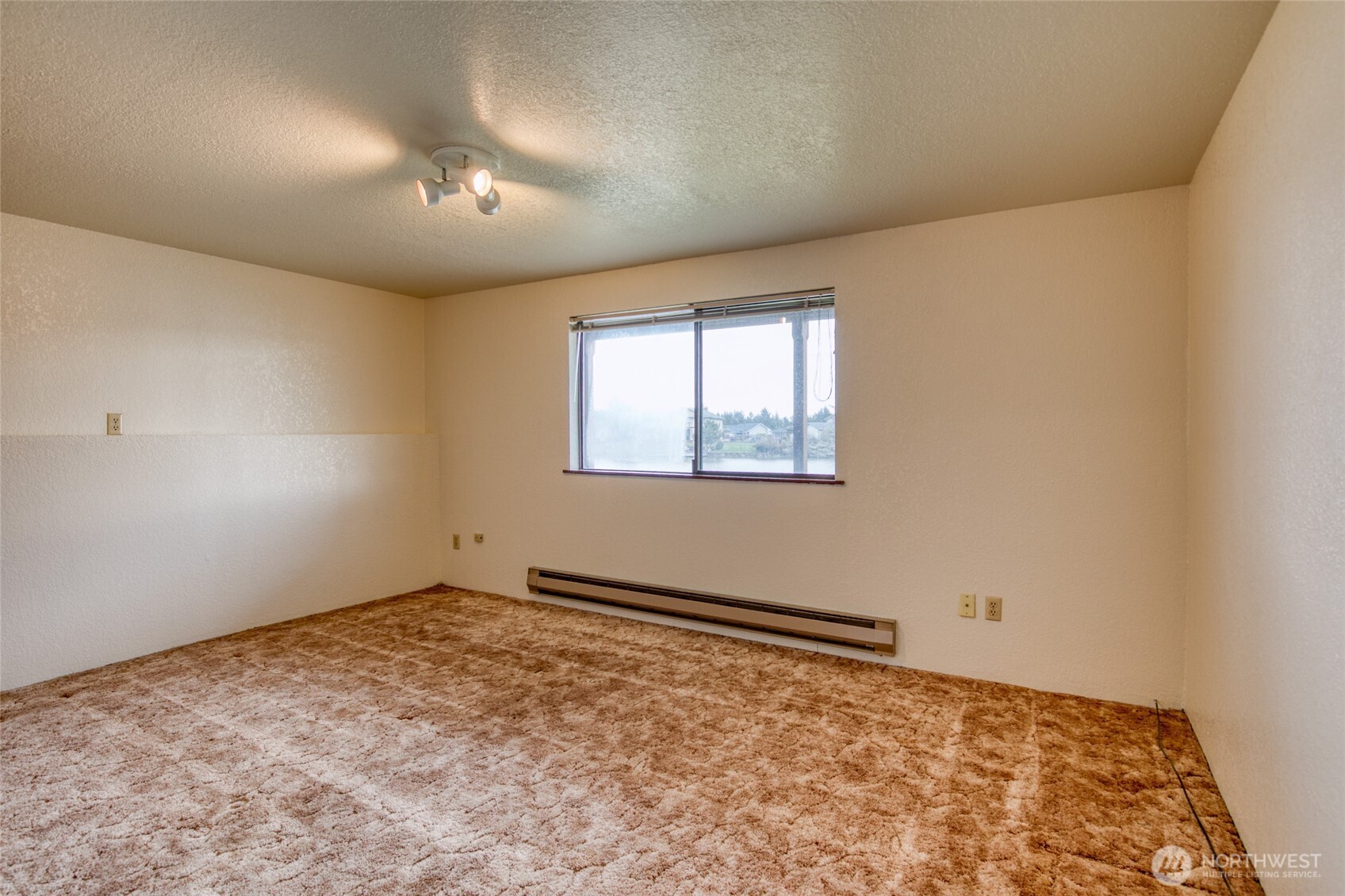 442 Mud Hen Loop SE, Ocean Shores, WA 98569