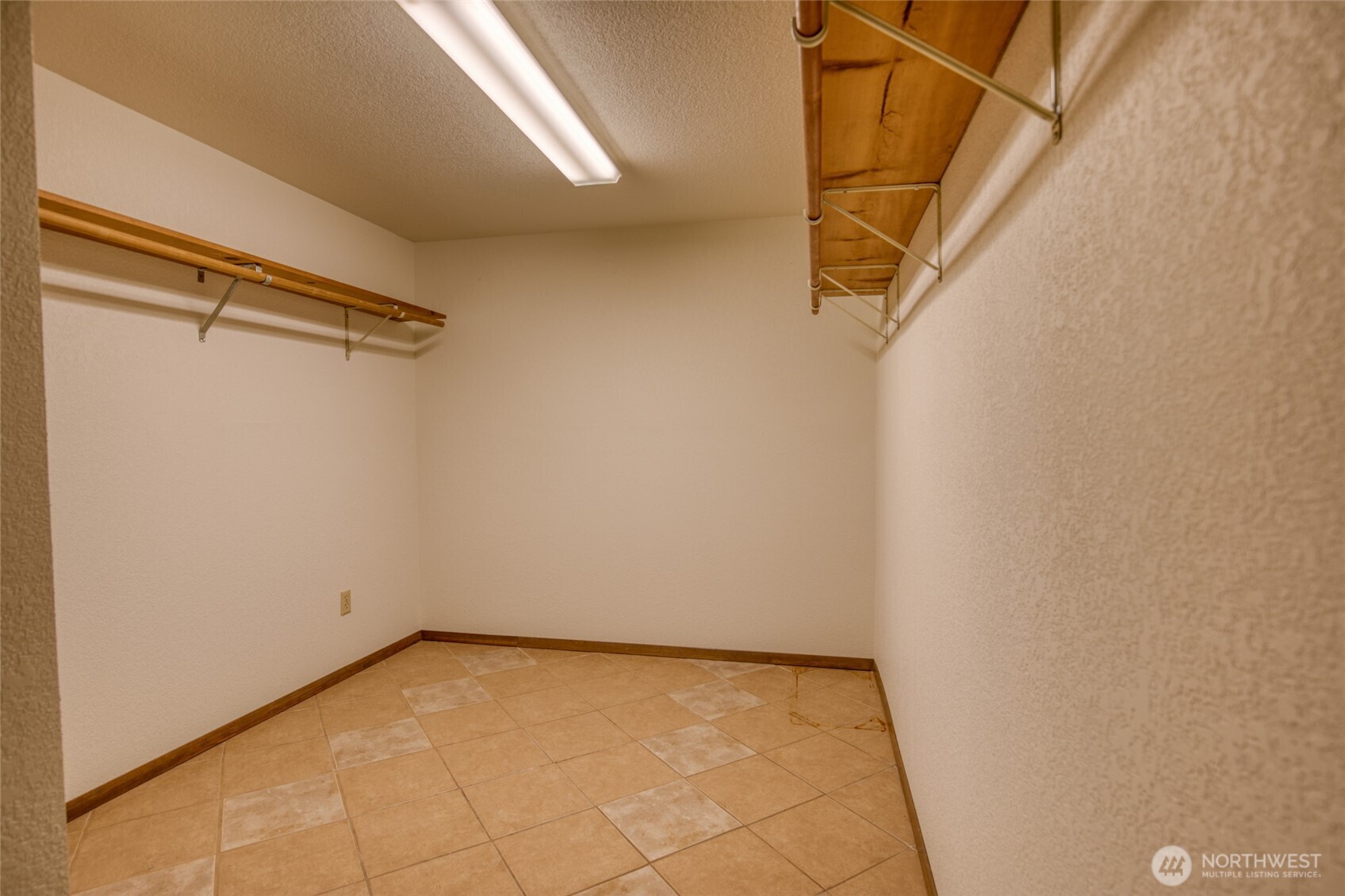 442 Mud Hen Loop SE, Ocean Shores, WA 98569