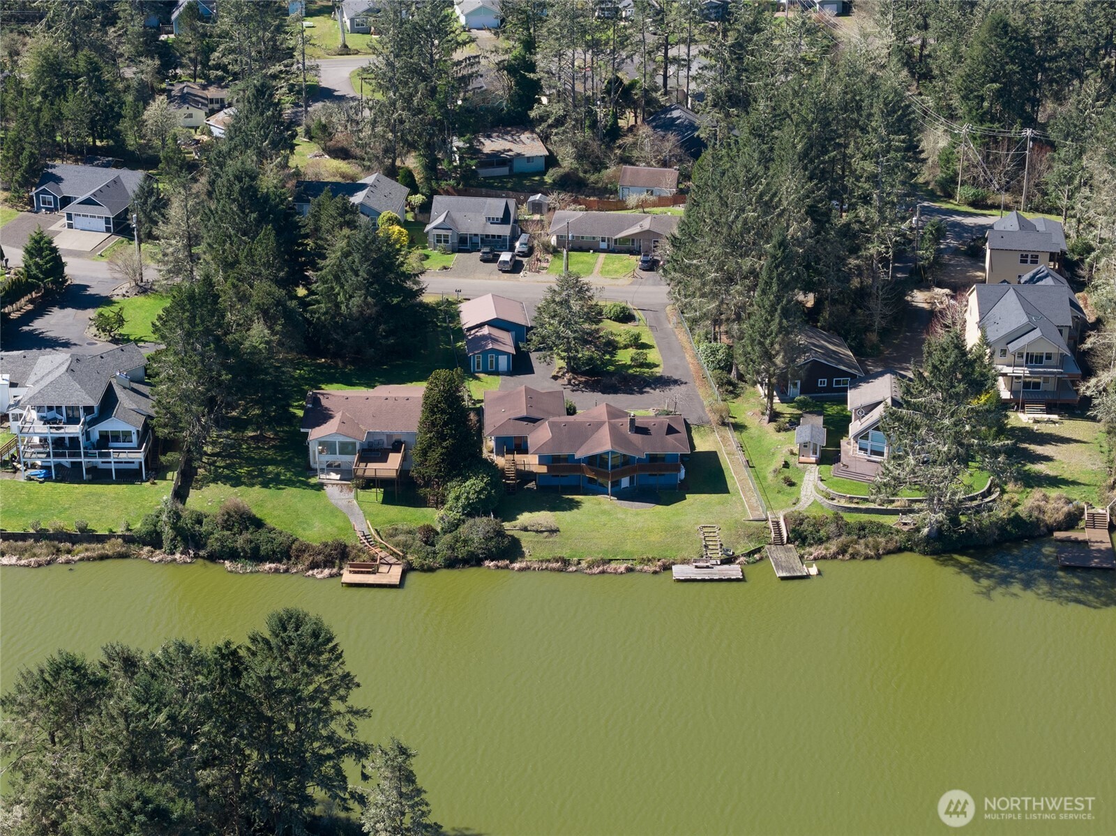 442 Mud Hen Loop SE, Ocean Shores, WA 98569