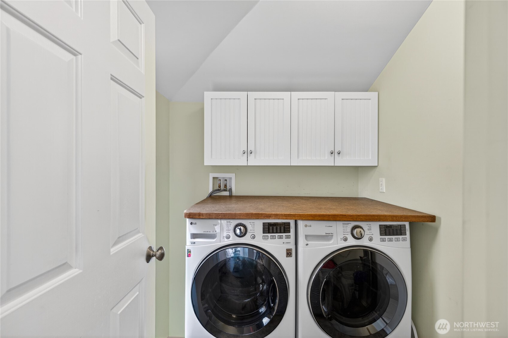 2023 L Avenue , Anacortes, WA 98221