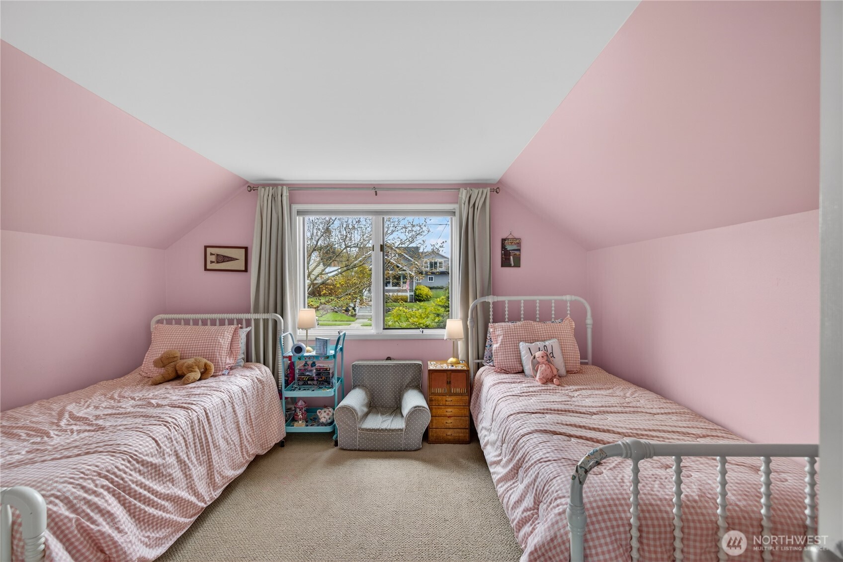 2023 L Avenue , Anacortes, WA 98221