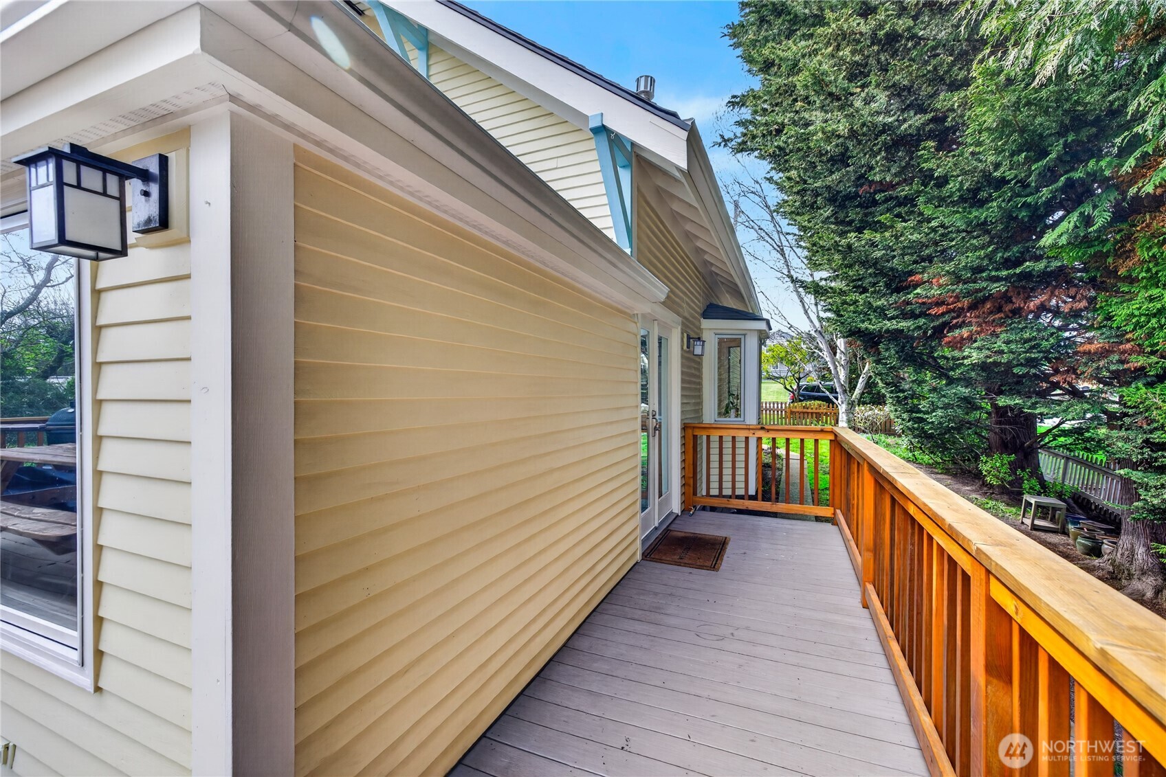 2023 L Avenue , Anacortes, WA 98221