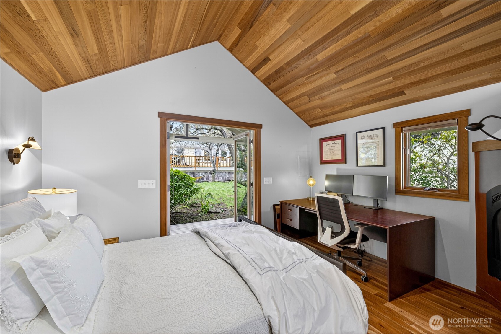2023 L Avenue , Anacortes, WA 98221