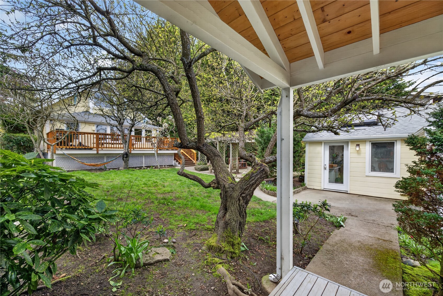 2023 L Avenue , Anacortes, WA 98221