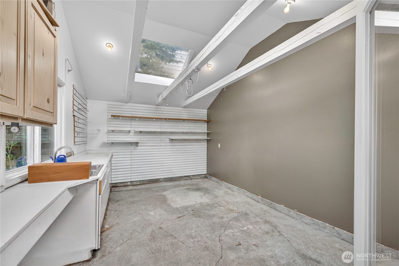 2023 L Avenue , Anacortes, WA 98221