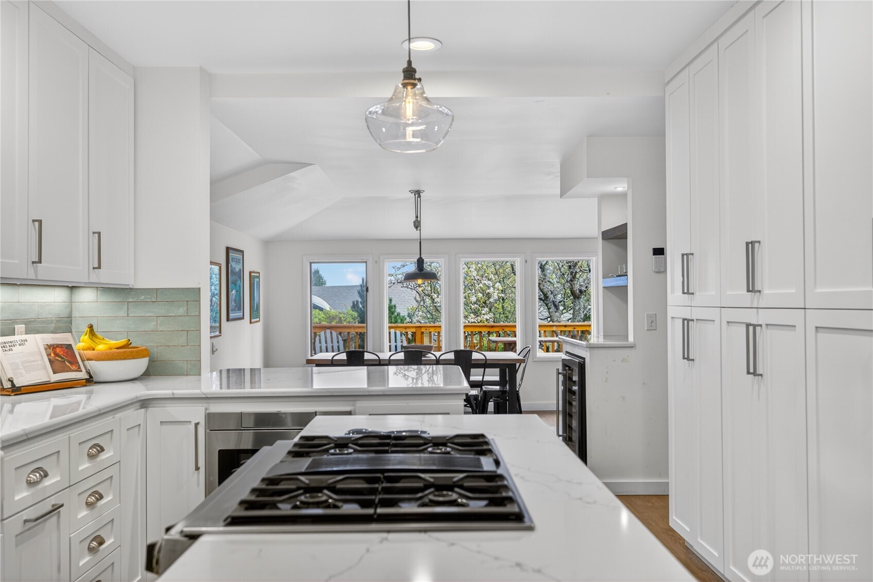 2023 L Avenue , Anacortes, WA 98221