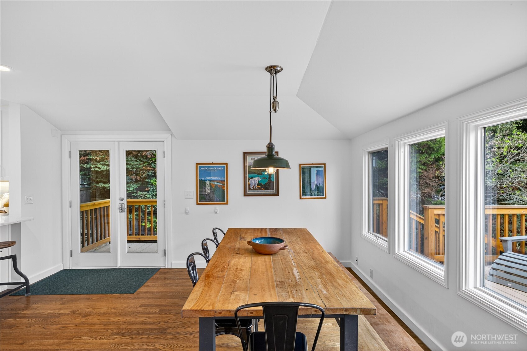 2023 L Avenue , Anacortes, WA 98221