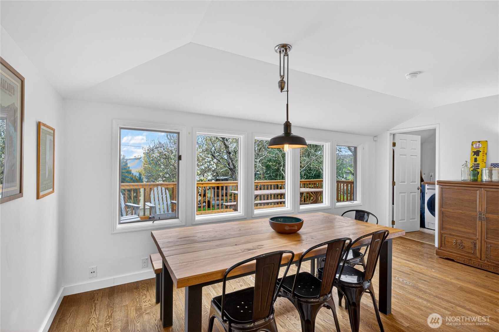 2023 L Avenue , Anacortes, WA 98221