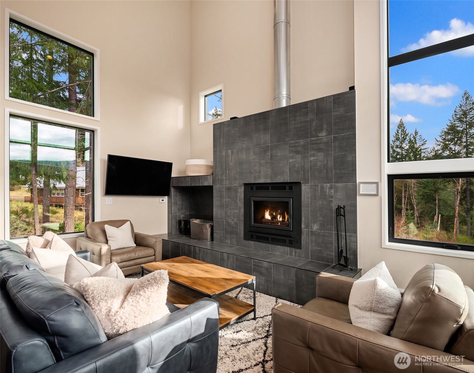 118 Burl Lane , Packwood, WA 98361