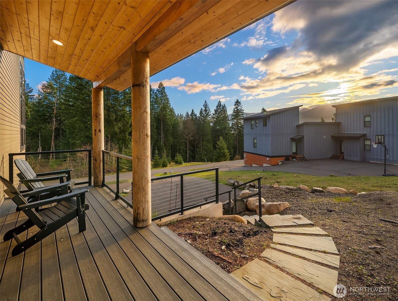 118 Burl Lane , Packwood, WA 98361