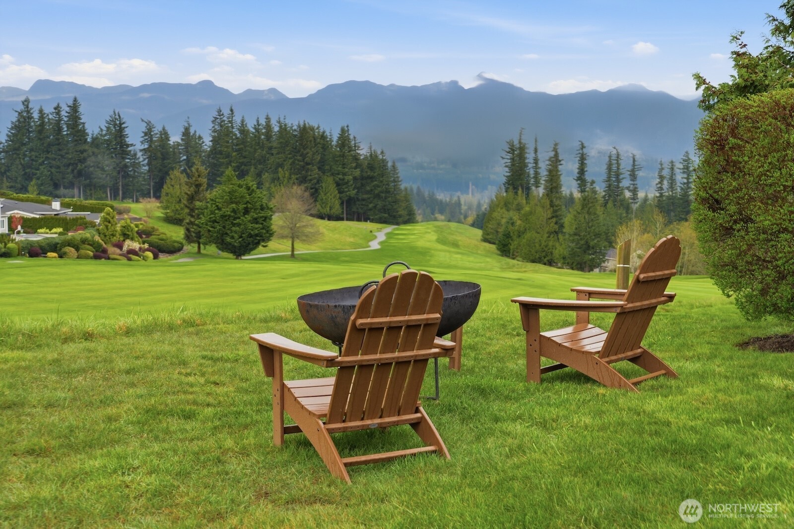 7424 Pinnacle Place SE, Snoqualmie, WA 98065