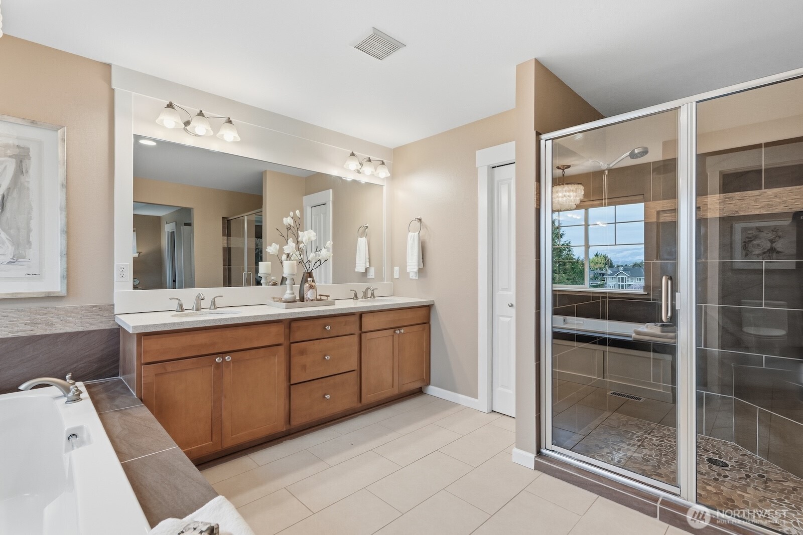 7424 Pinnacle Place SE, Snoqualmie, WA 98065