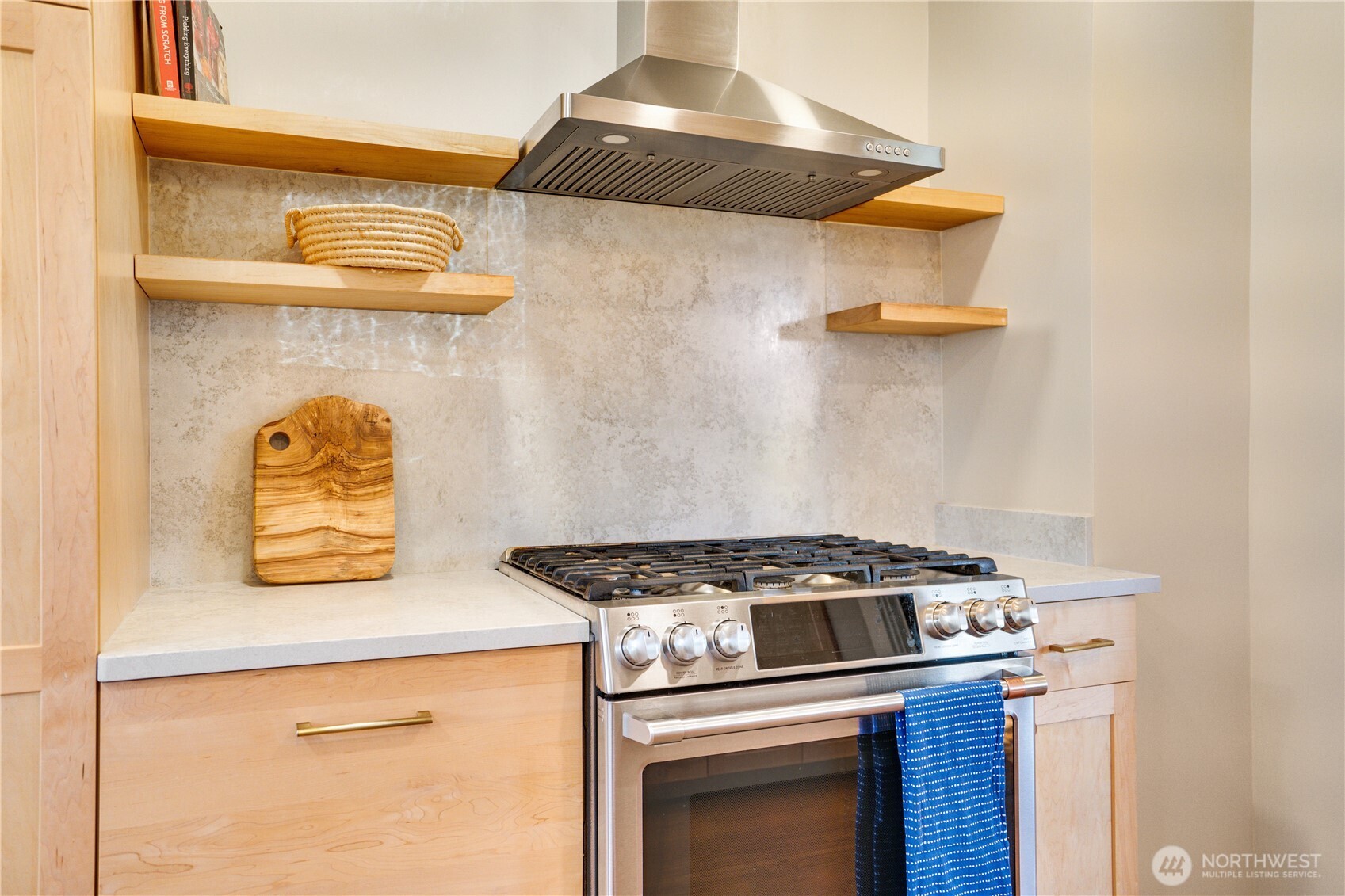 3820 S J Street , Tacoma, WA 98418