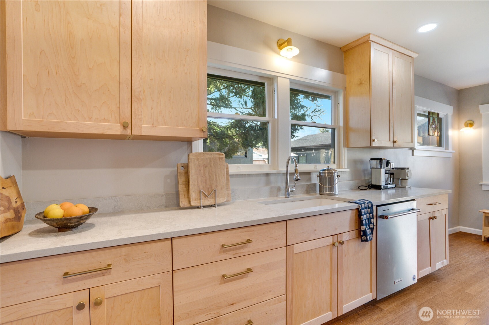 3820 S J Street , Tacoma, WA 98418