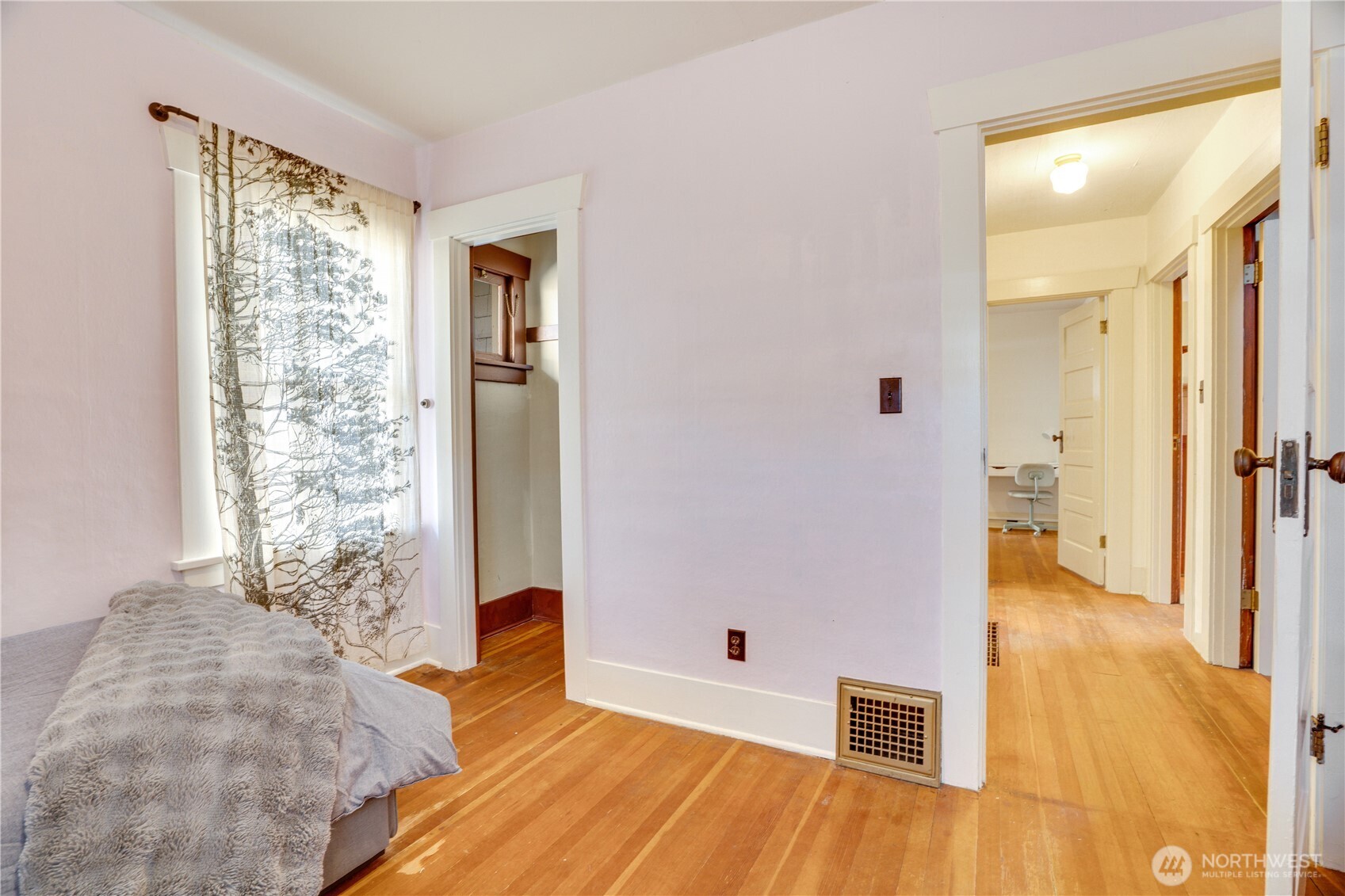 3820 S J Street , Tacoma, WA 98418