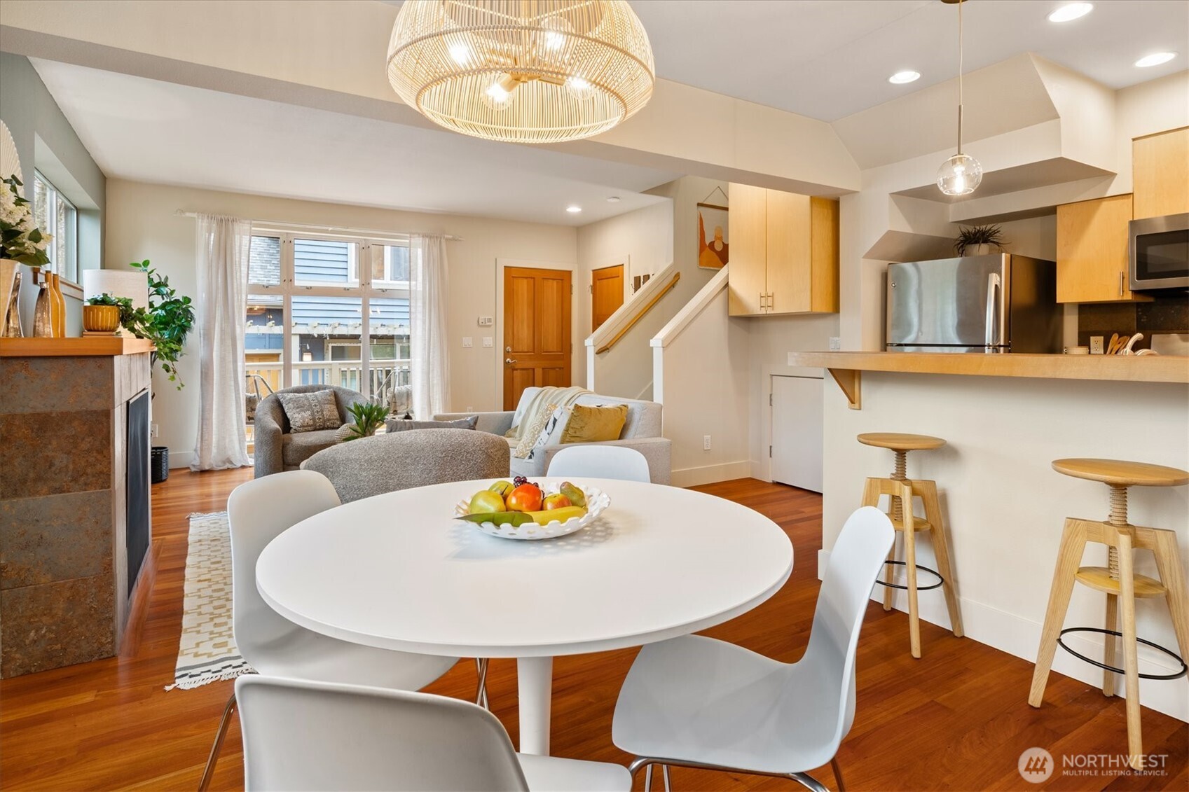 2363 S McClellan Street , Seattle, WA 98144-5323