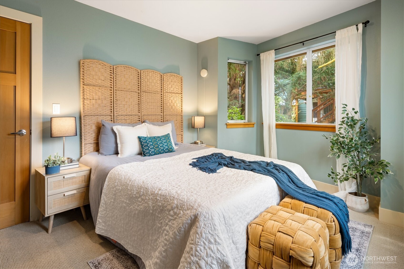 2363 S McClellan Street , Seattle, WA 98144-5323