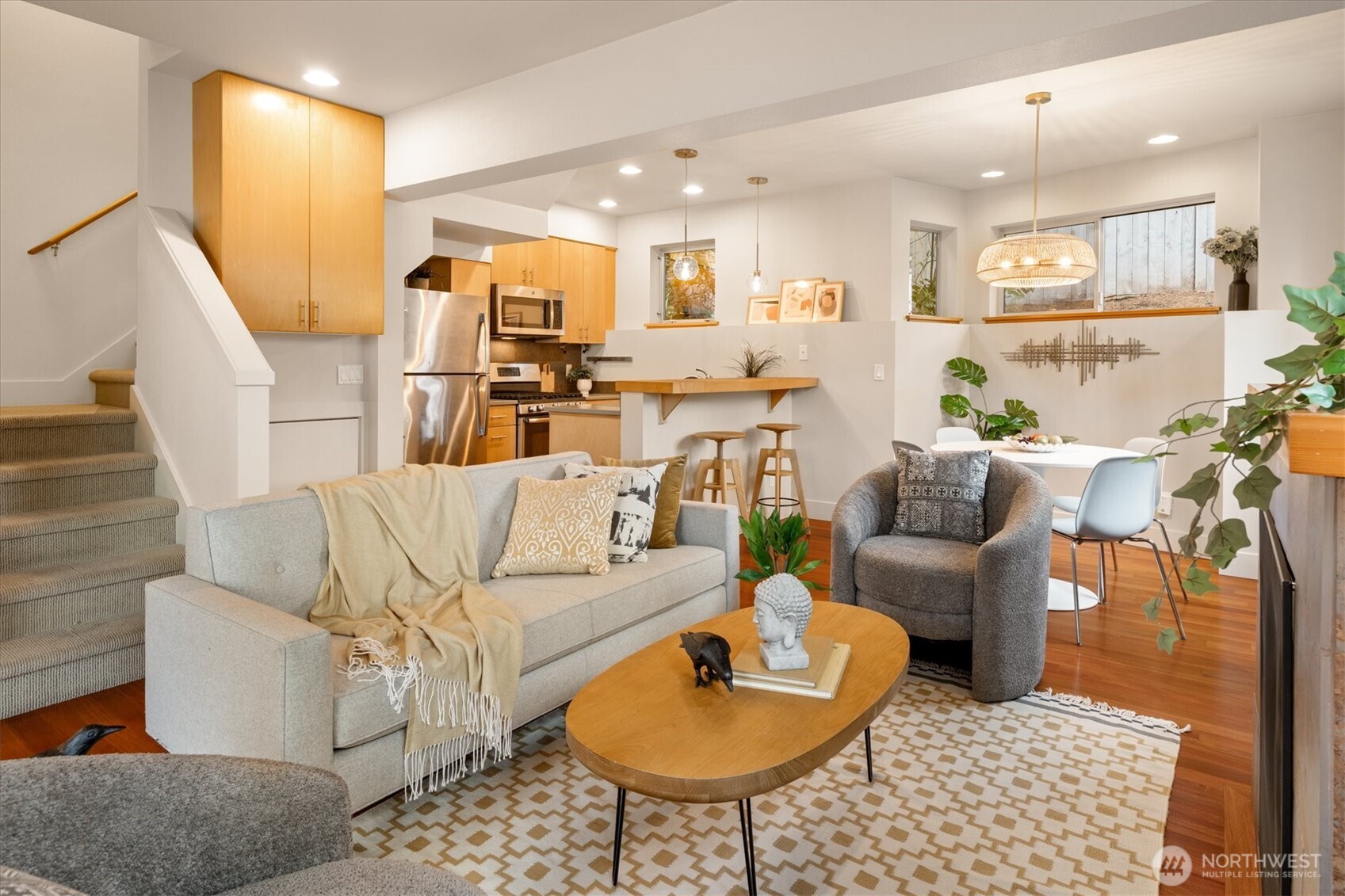 2363 S McClellan Street , Seattle, WA 98144-5323