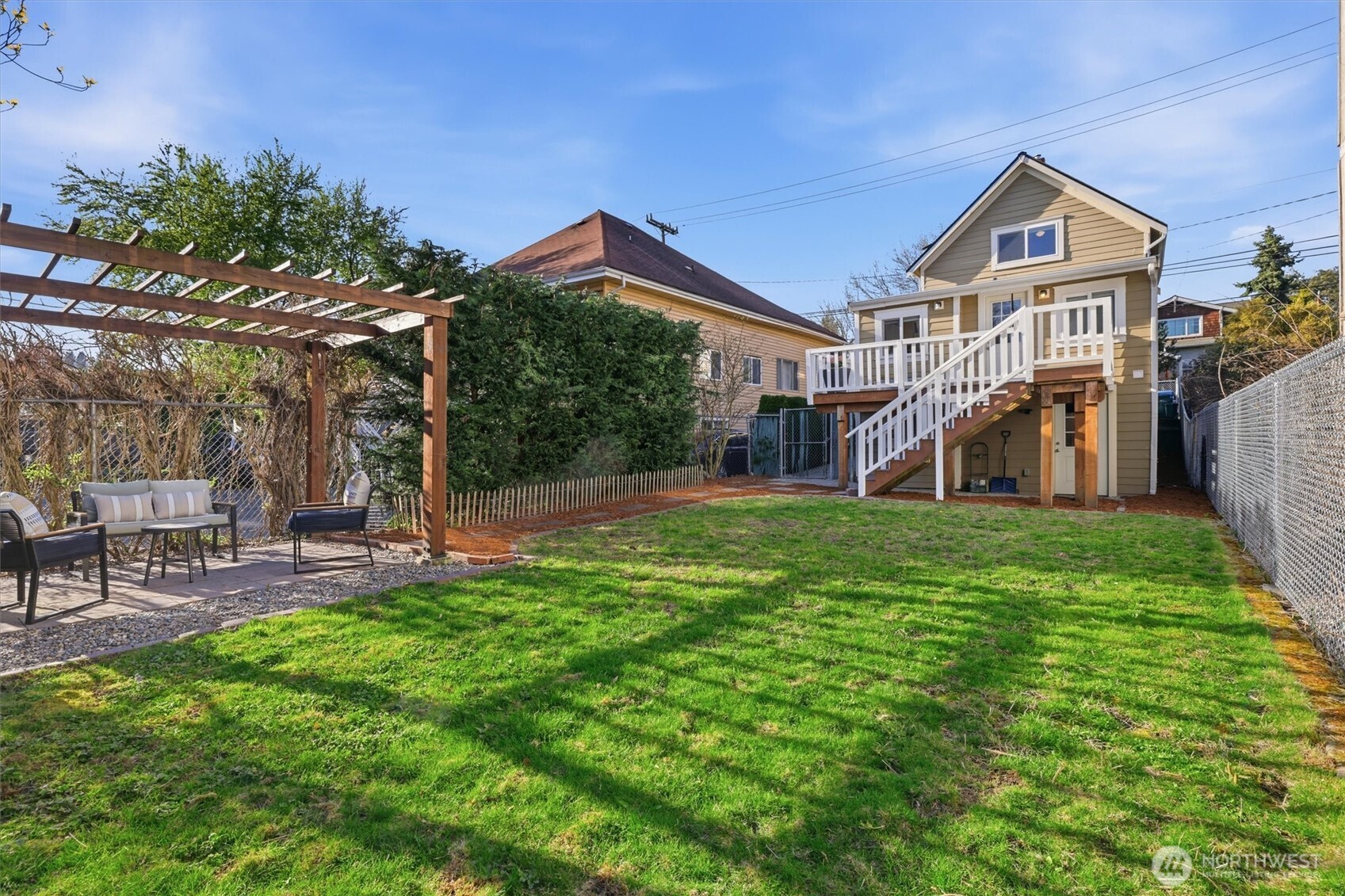 3557 S Hudson Street , Seattle, WA 98118