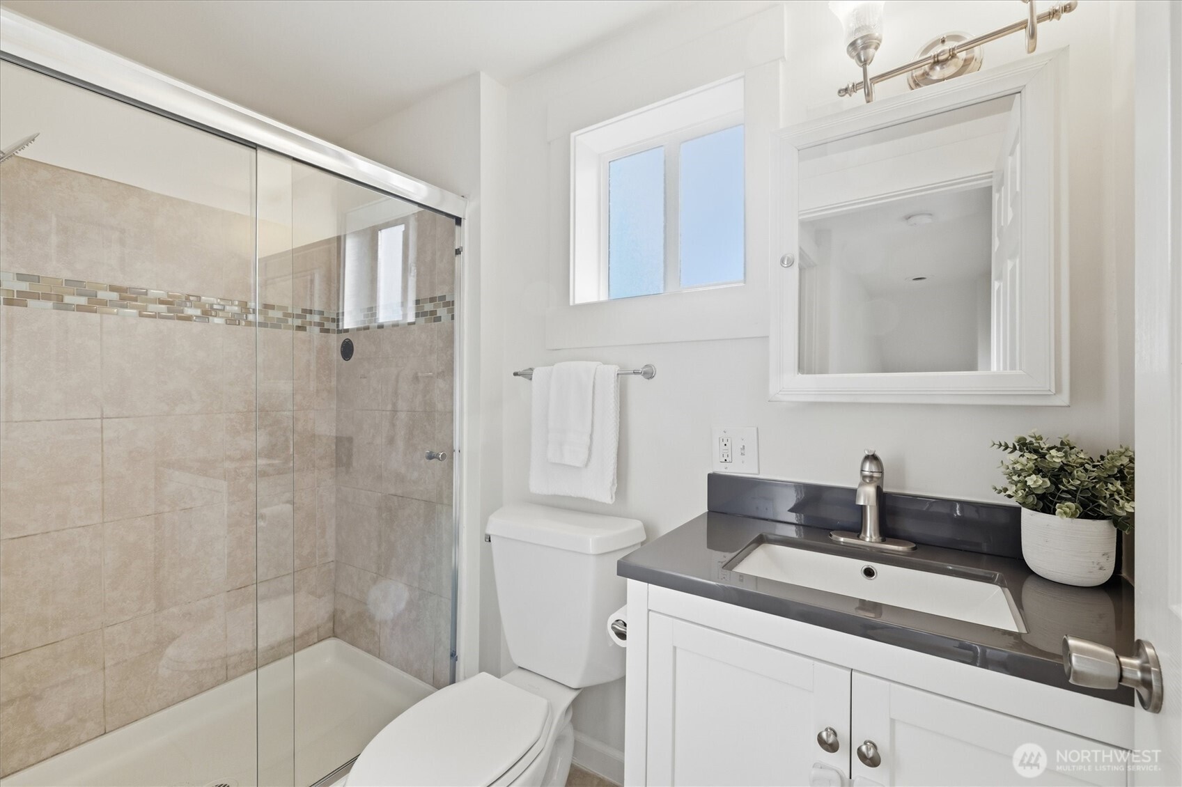 3557 S Hudson Street , Seattle, WA 98118