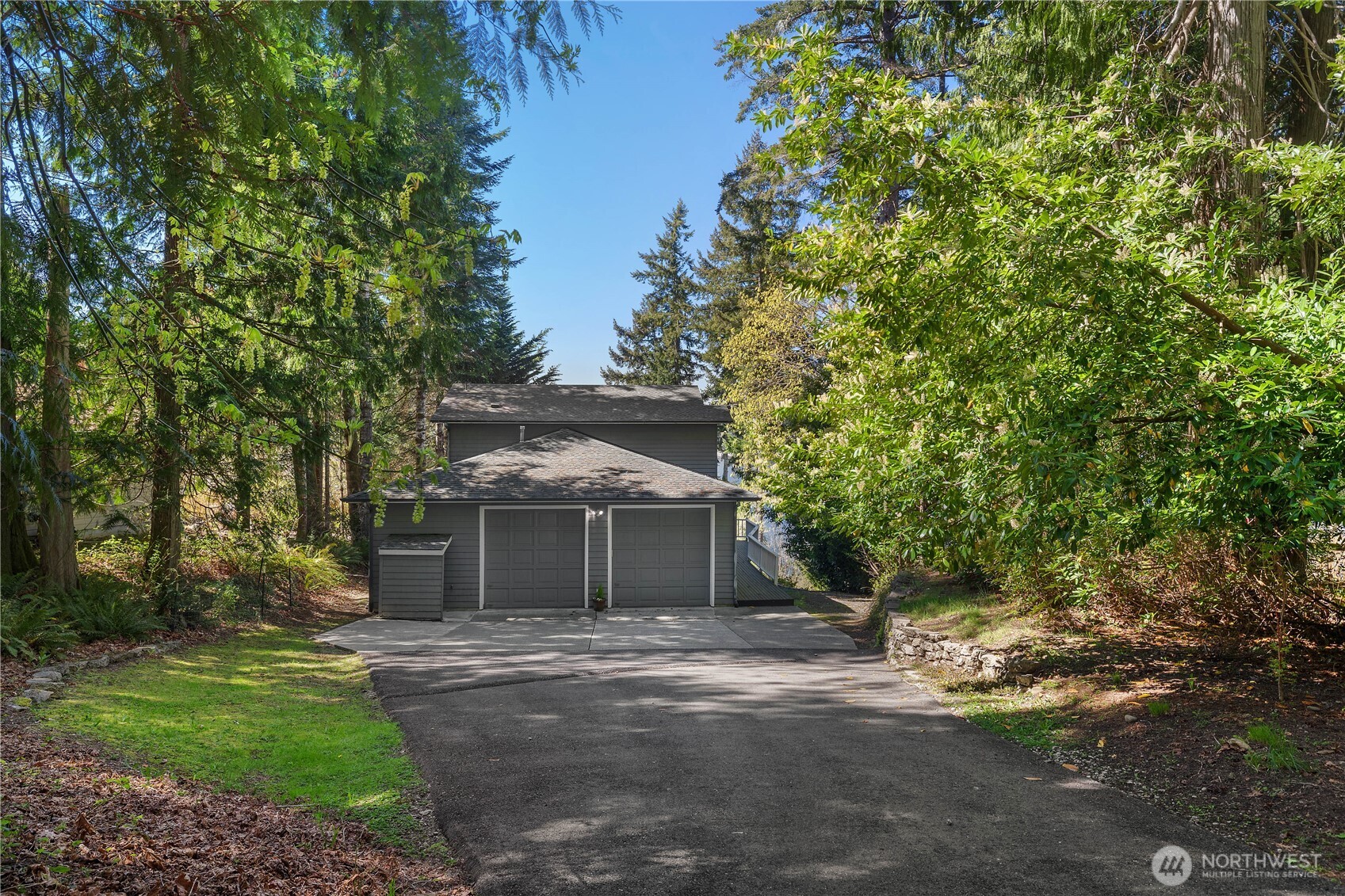 5023 Cooper Point Road NW, Olympia, WA 98502
