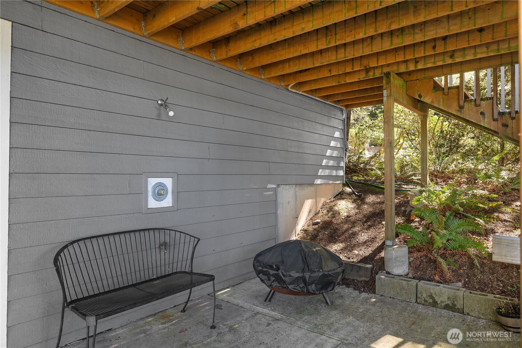 5023 Cooper Point Road NW, Olympia, WA 98502
