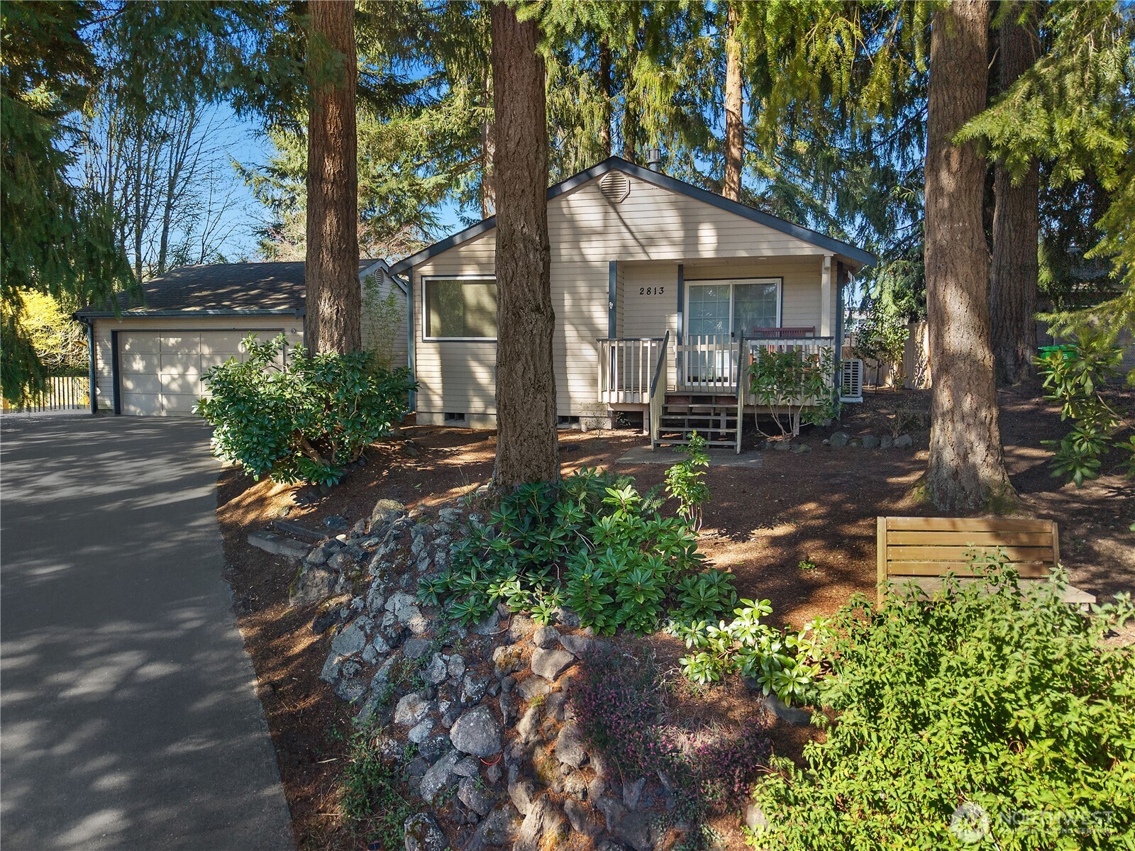 2813 Aberdeen Court SE, Olympia, WA 98501