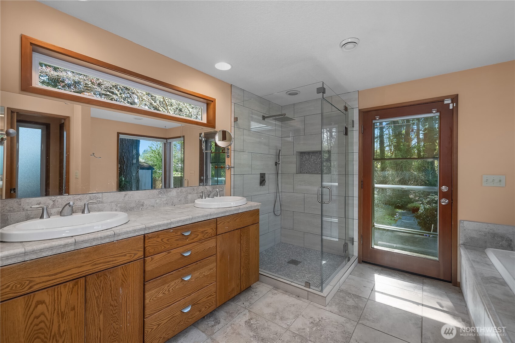 2813 Aberdeen Court SE, Olympia, WA 98501