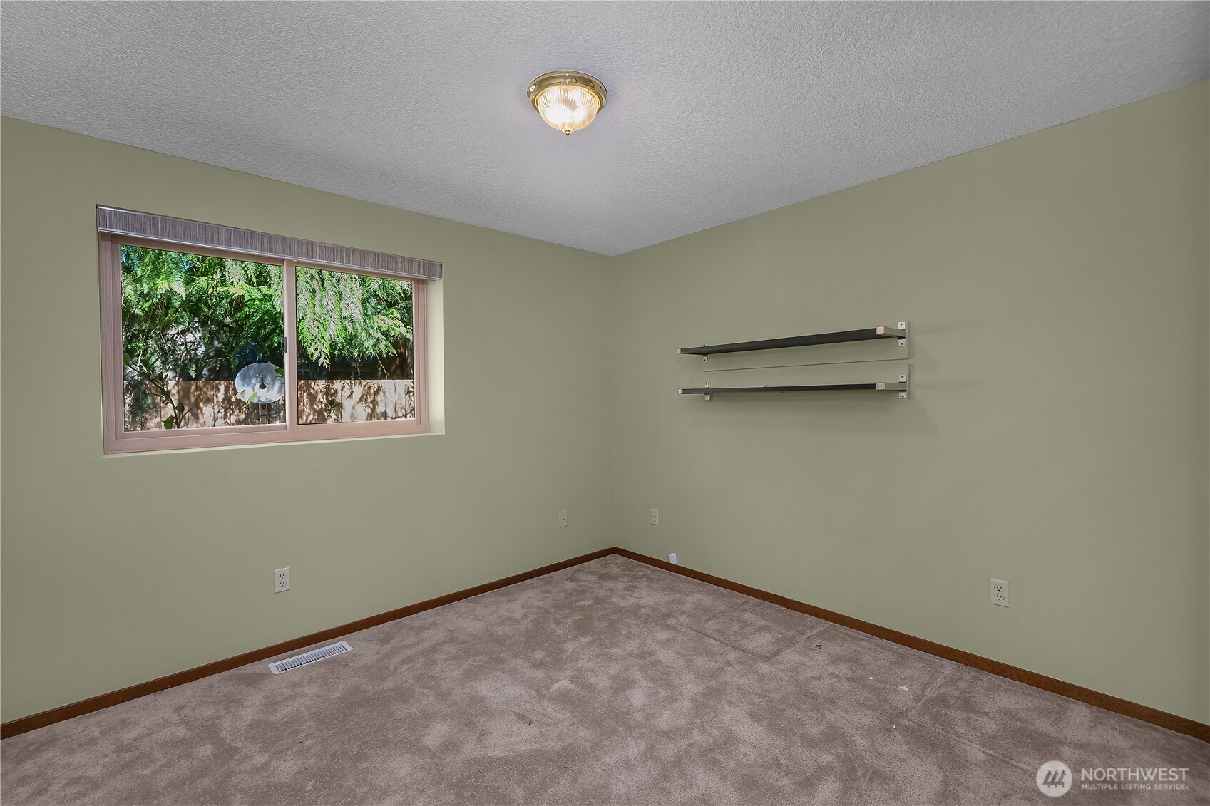 2813 Aberdeen Court SE, Olympia, WA 98501