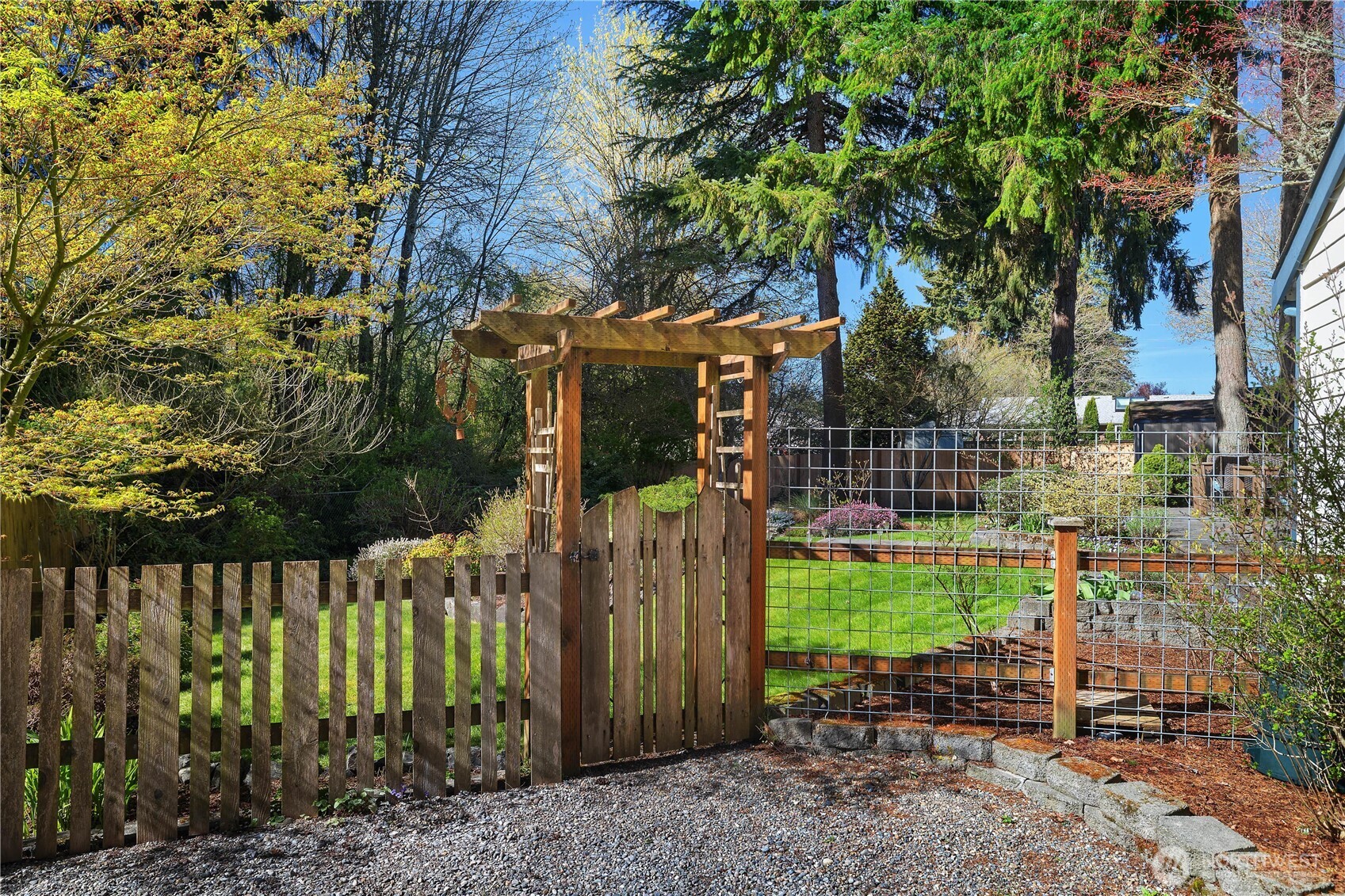 2813 Aberdeen Court SE, Olympia, WA 98501