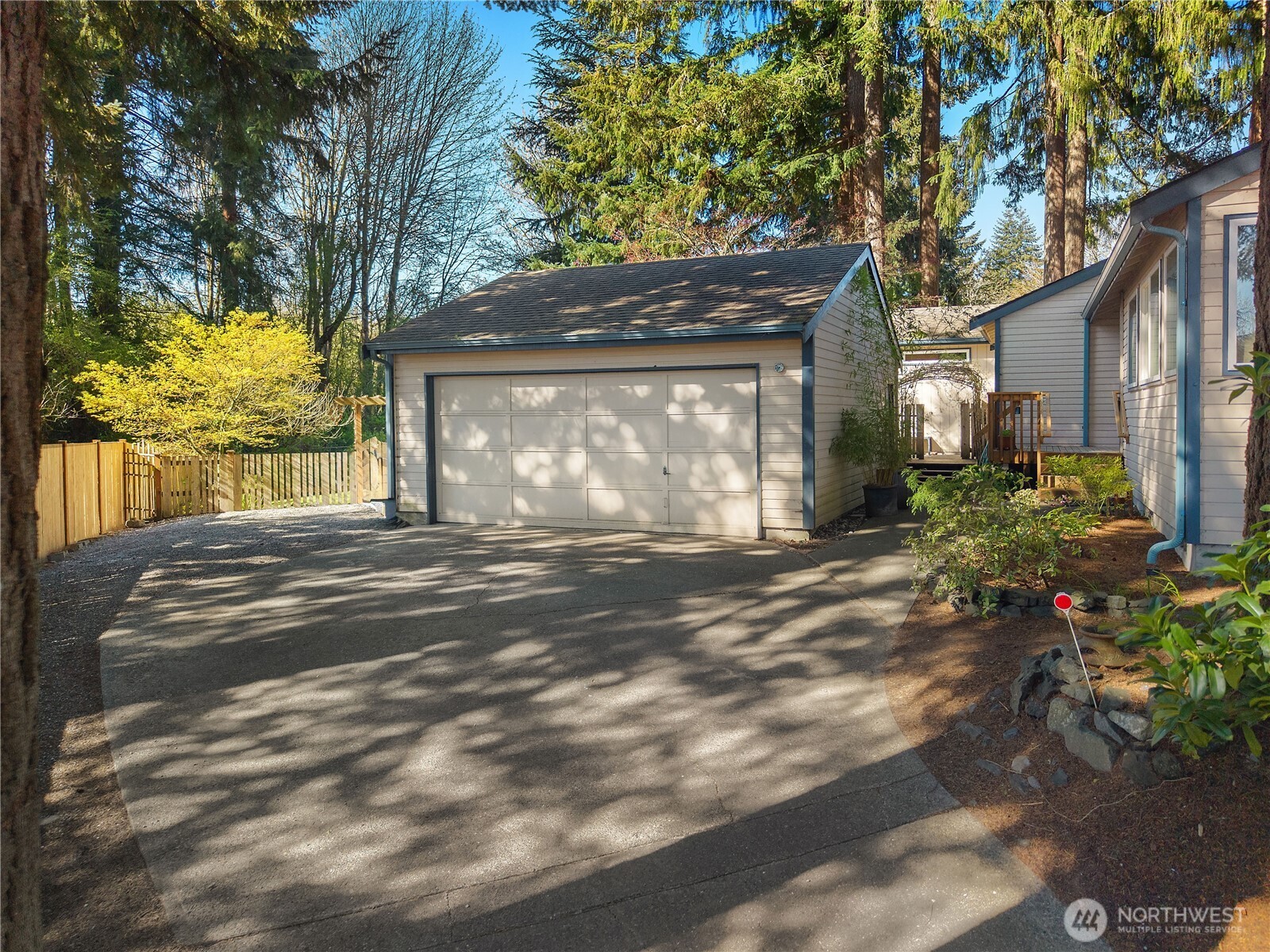 2813 Aberdeen Court SE, Olympia, WA 98501