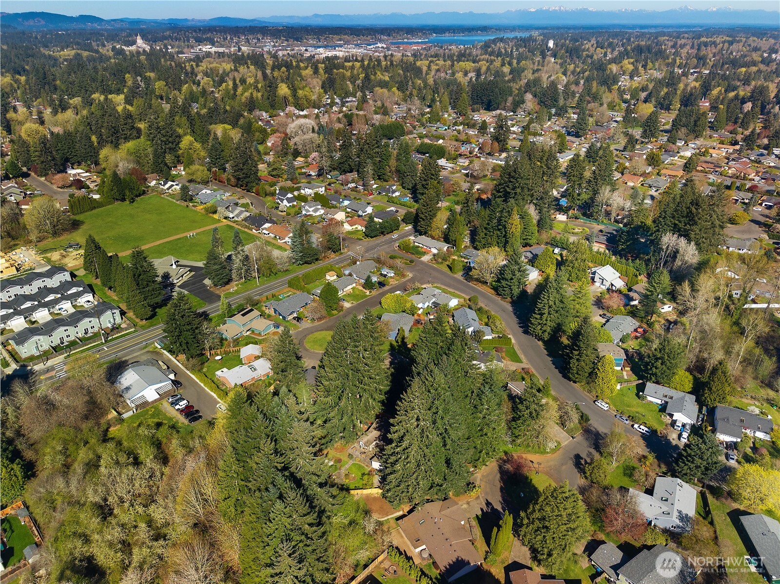 2813 Aberdeen Court SE, Olympia, WA 98501