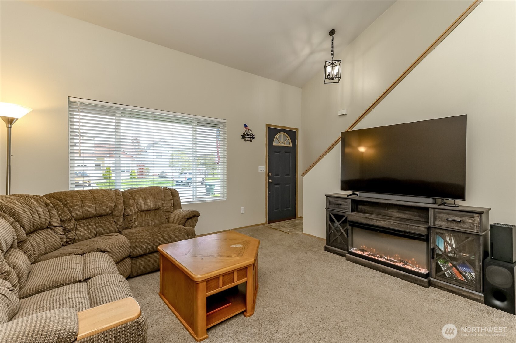 9921 Greenleaf Loop SE, Yelm, WA 98597