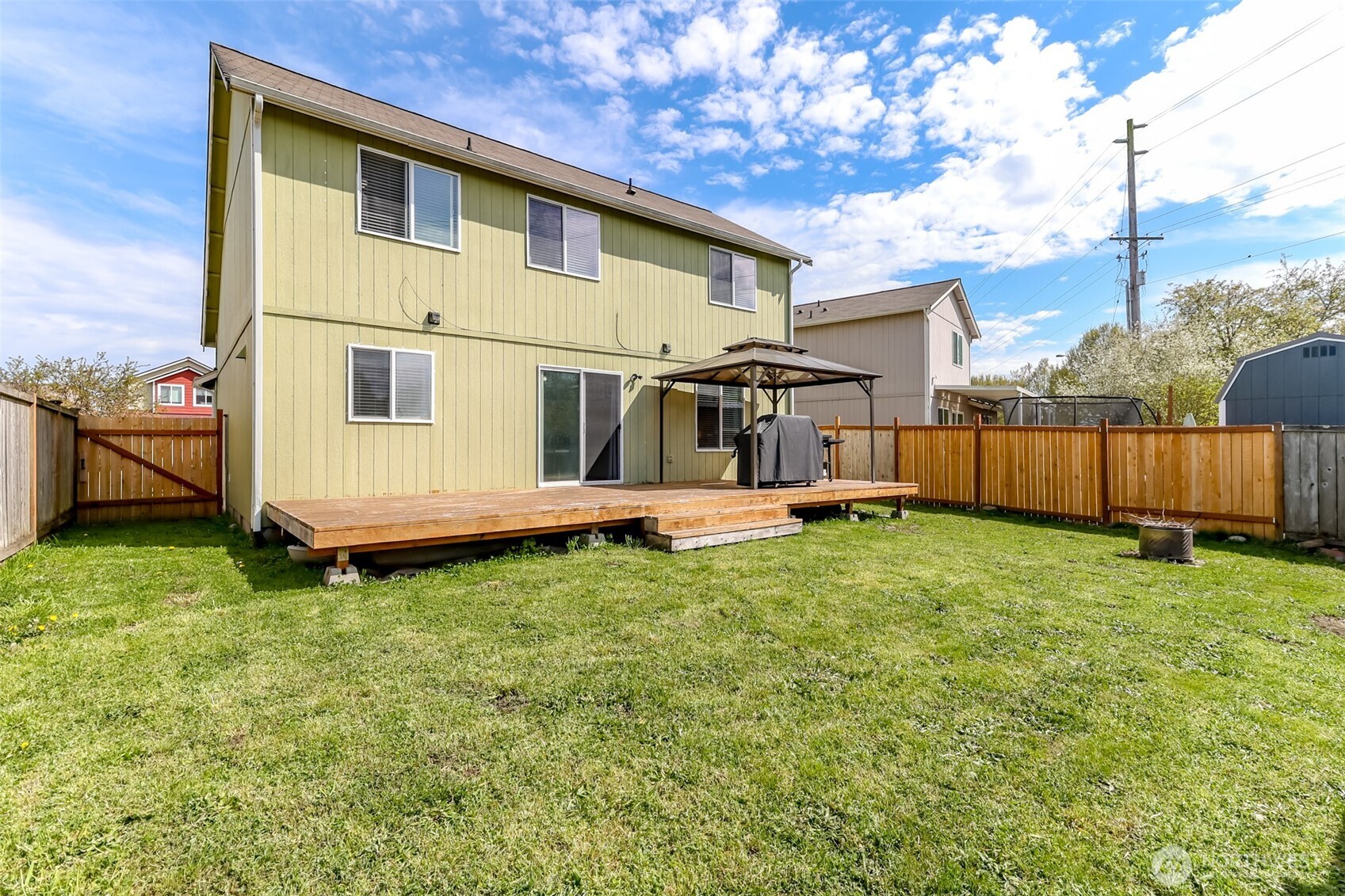 9921 Greenleaf Loop SE, Yelm, WA 98597