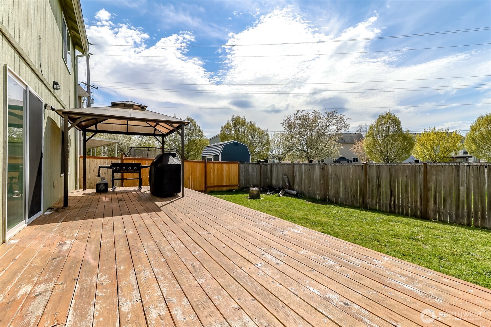 9921 Greenleaf Loop SE, Yelm, WA 98597