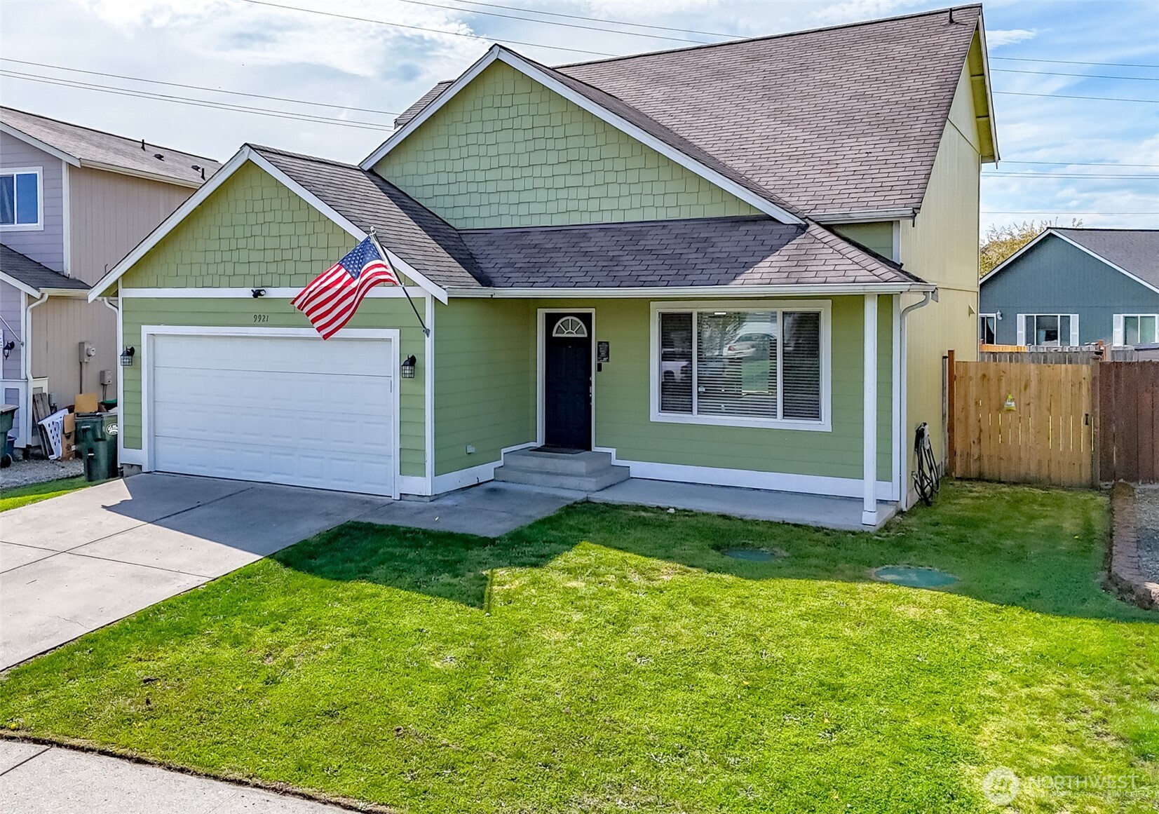 9921 Greenleaf Loop SE, Yelm, WA 98597