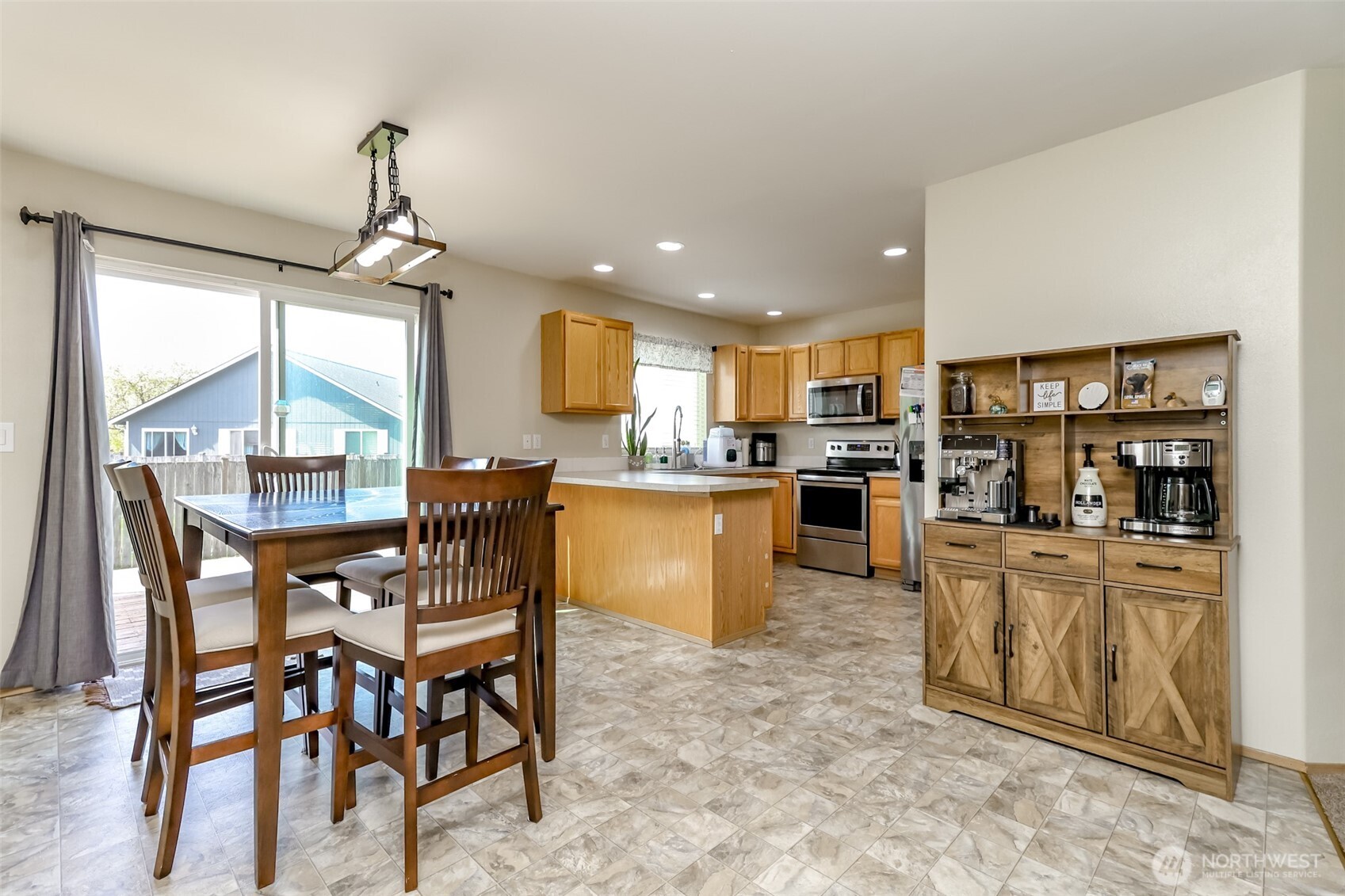 9921 Greenleaf Loop SE, Yelm, WA 98597