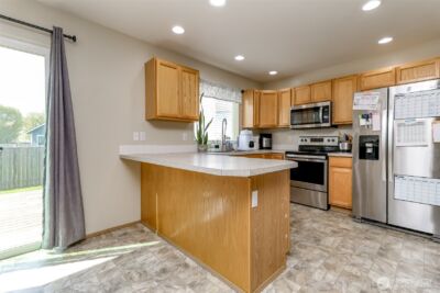 9921 Greenleaf Loop SE, Yelm, WA 98597 - Photo 8