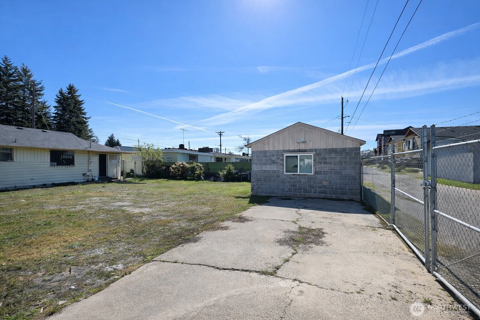 4534 S Pine Street , Tacoma, WA 98409