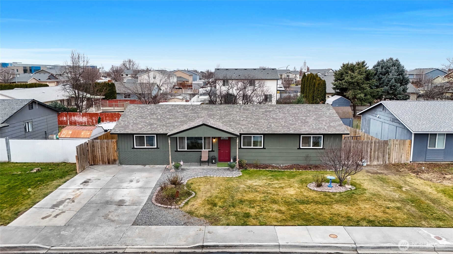 1692 S Wallace Street , Moses Lake, WA 98837