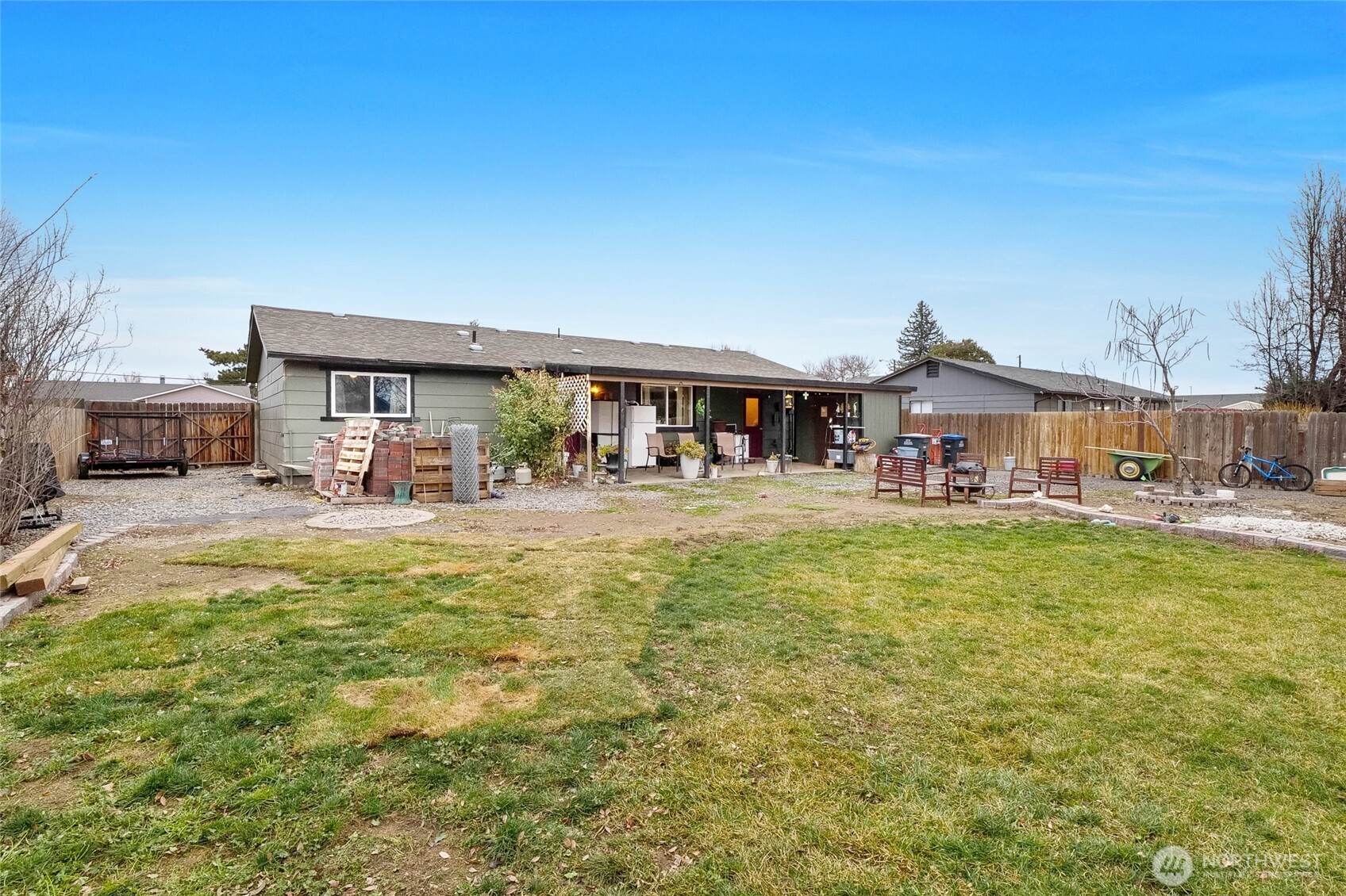 1692 S Wallace Street , Moses Lake, WA 98837