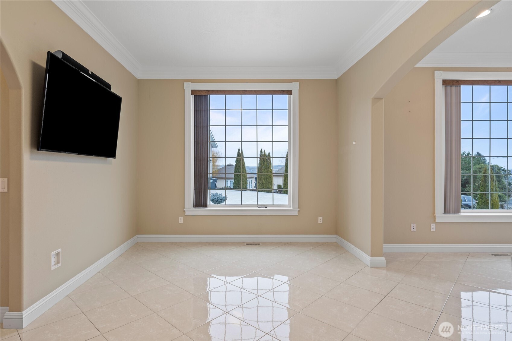 19678 Fairway Drive NW, Soap Lake, WA 98851