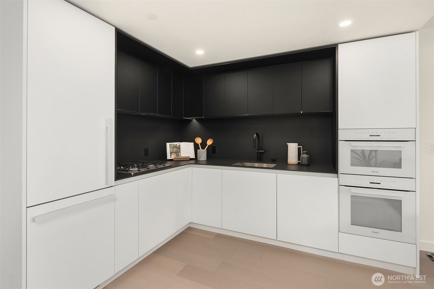 300 Virginia Street #1311, Seattle, WA 98101
